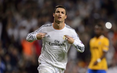 U游体育精华-卢克曼长传精准找到队友